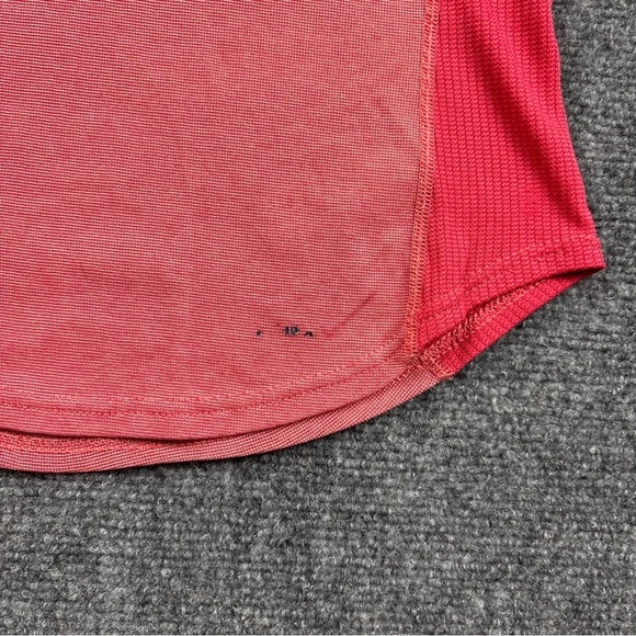 PATAGONIA Women’s Red short sleeve Capilene 1/4 Button down layer shirt Small - Picture 5 of 9